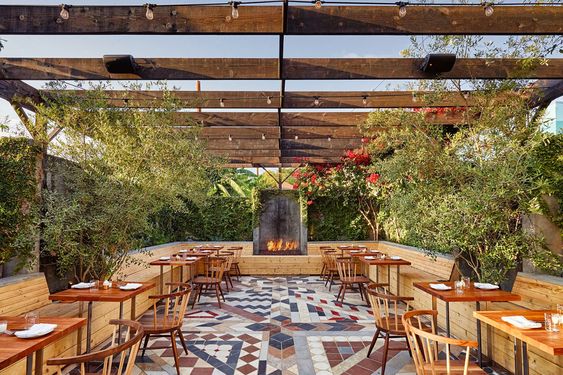 Quán cà phê thu hút khách hàng tại Đà Nẵng