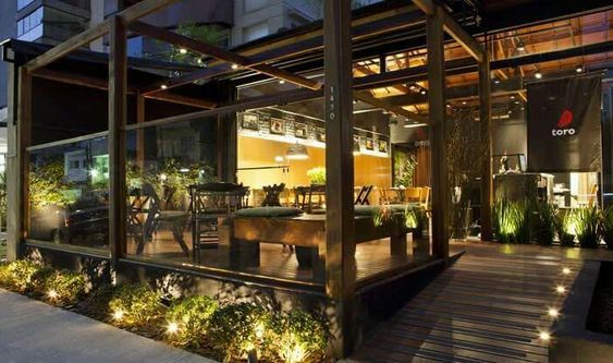 Quán cafe cổ thu hút khách hàng